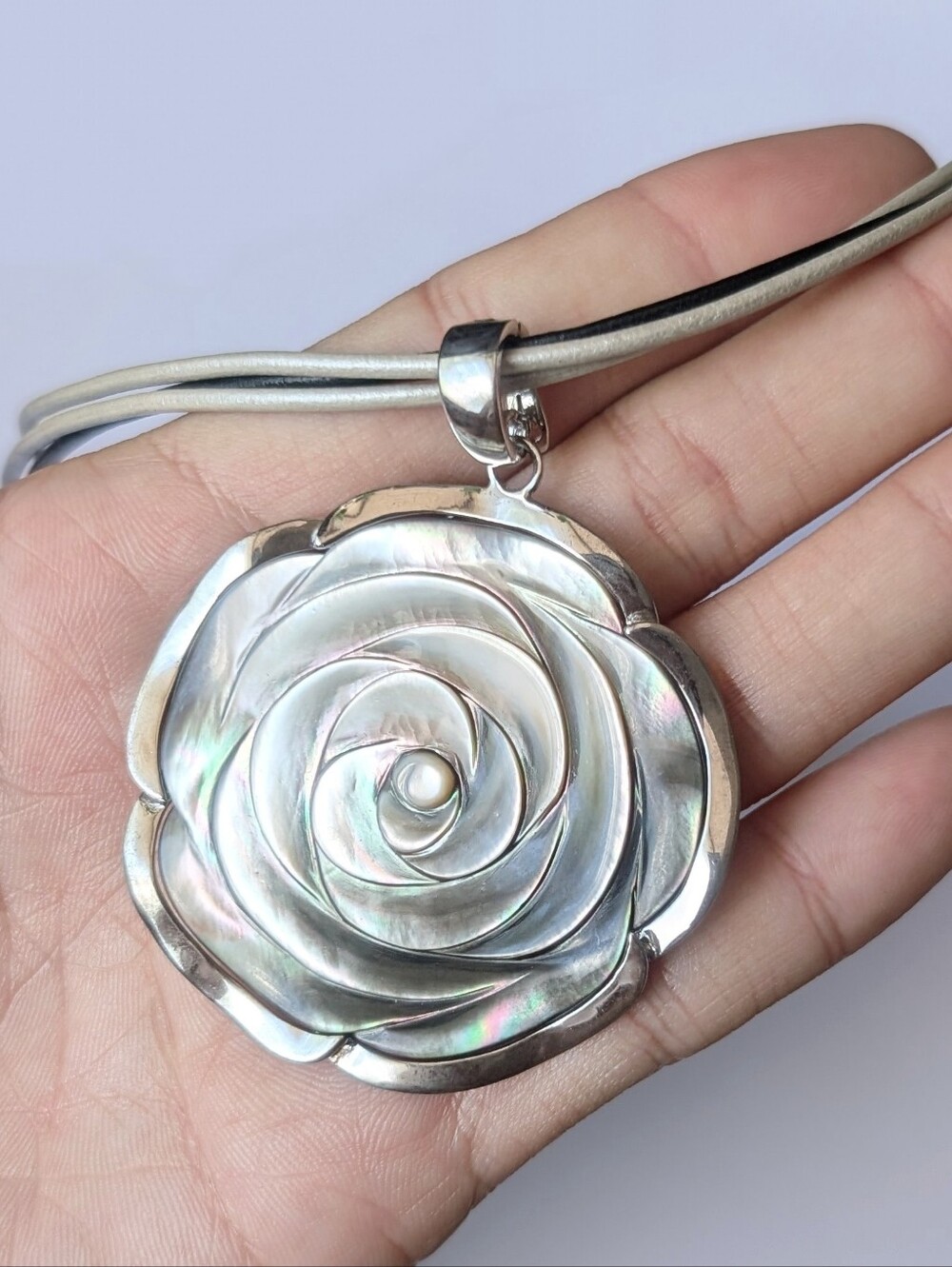 Vintage necklace Sterling silver mother of pearl carved flower rose pendant SX